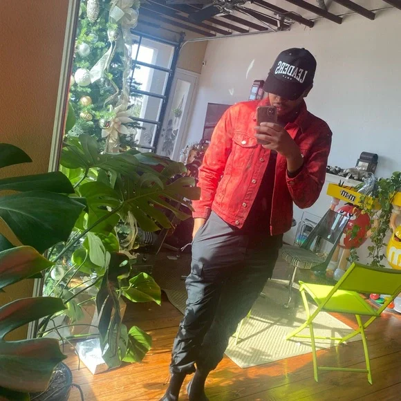 Trendy Red Denim Jacket - Picture 7 of 7